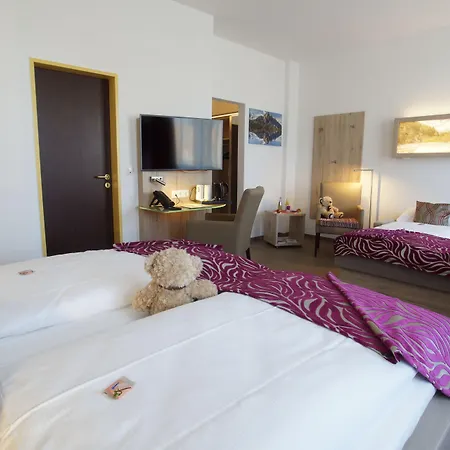 Edel Weiss 4* Bremen