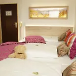 Edel Weiss 4*