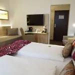 Edel Weiss Hotel