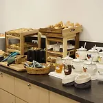Edel Weiss Hotel