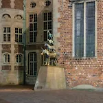 Hotel Edel Weiss Brémy