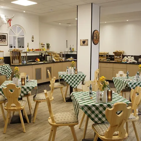 Hotel Edel Weiss Brema