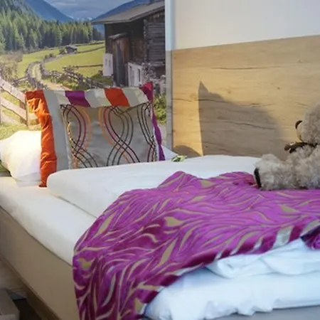 Edel Weiss 4* بريمين