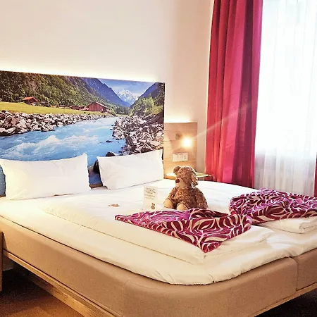 Edel Weiss Hotel