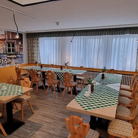 Edel Weiss Hotel 4*