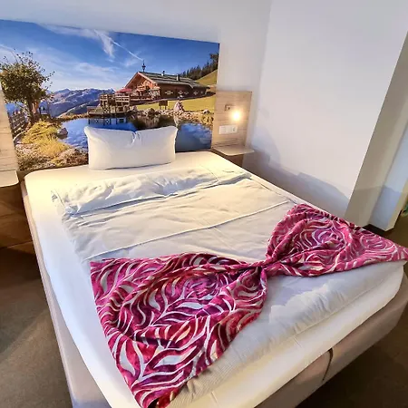 Edel Weiss Hotel 4*