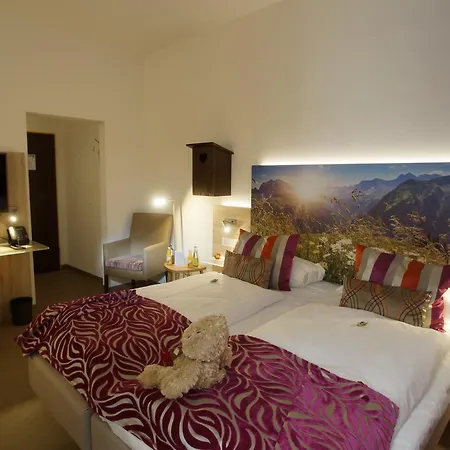 Edel Weiss Hotel