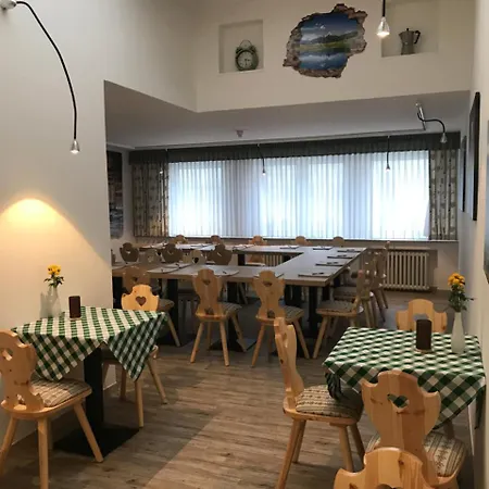 Szálloda Edel Weiss 4*