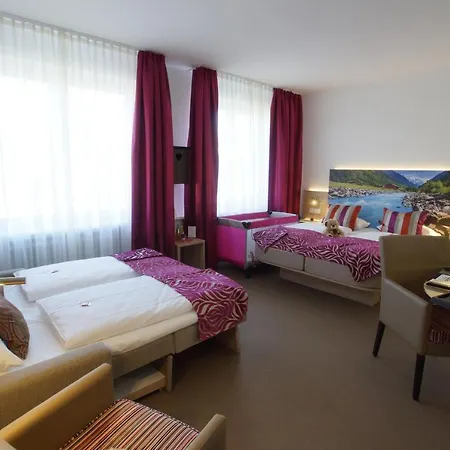 Edel Weiss Hotel