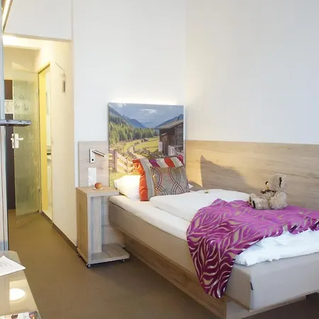 Szálloda Edel Weiss 4*