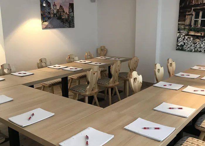 埃德尔韦斯酒店